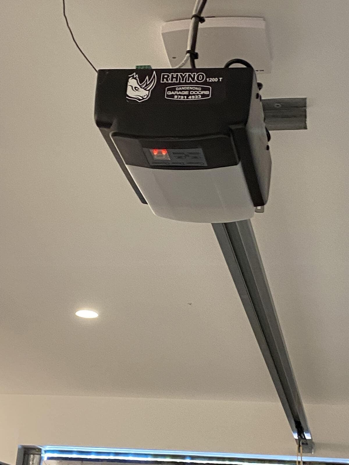 Rhyno 1200T garage door opener